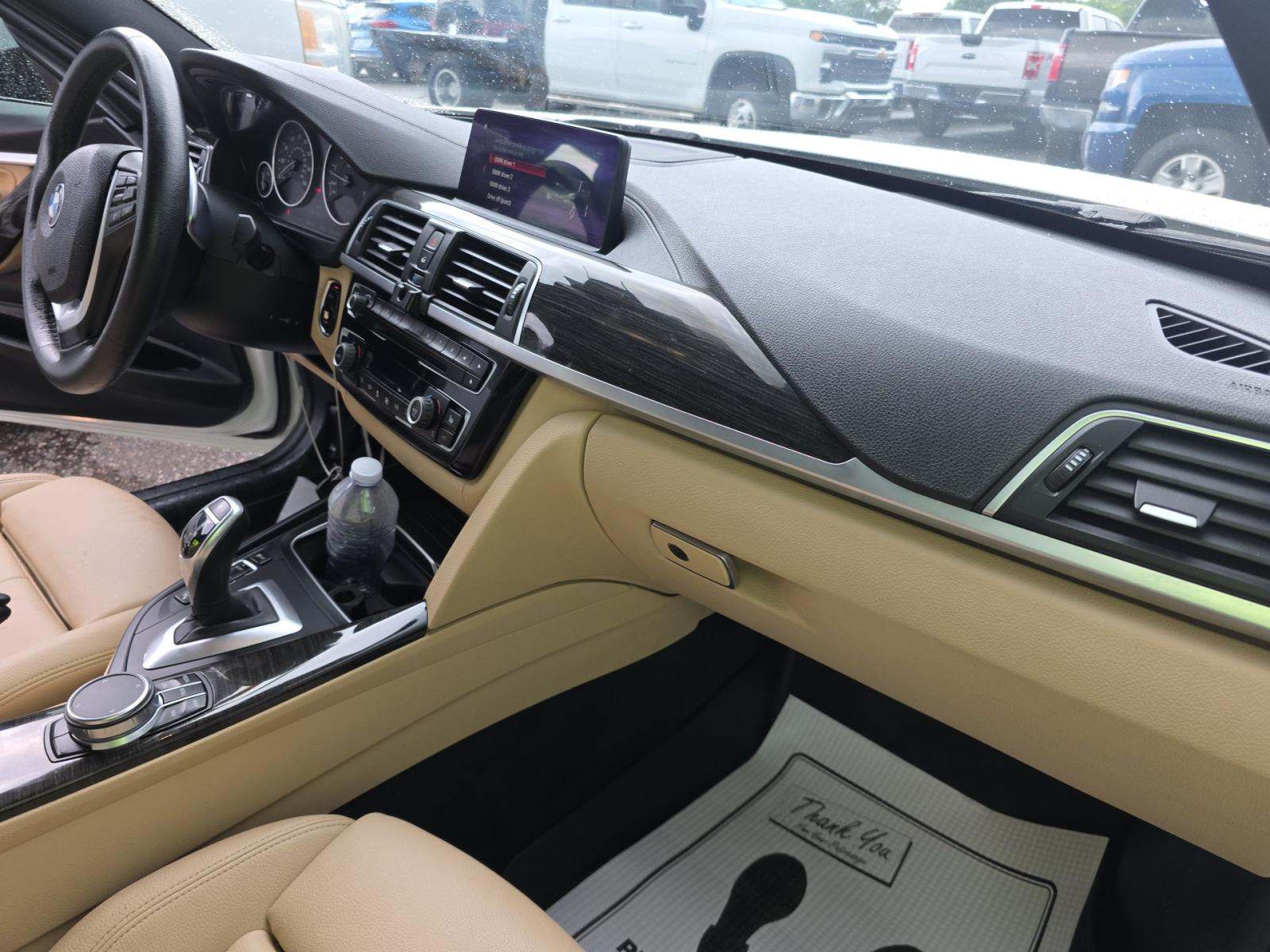 2018 BMW 3 Series 330i xDrive AWD