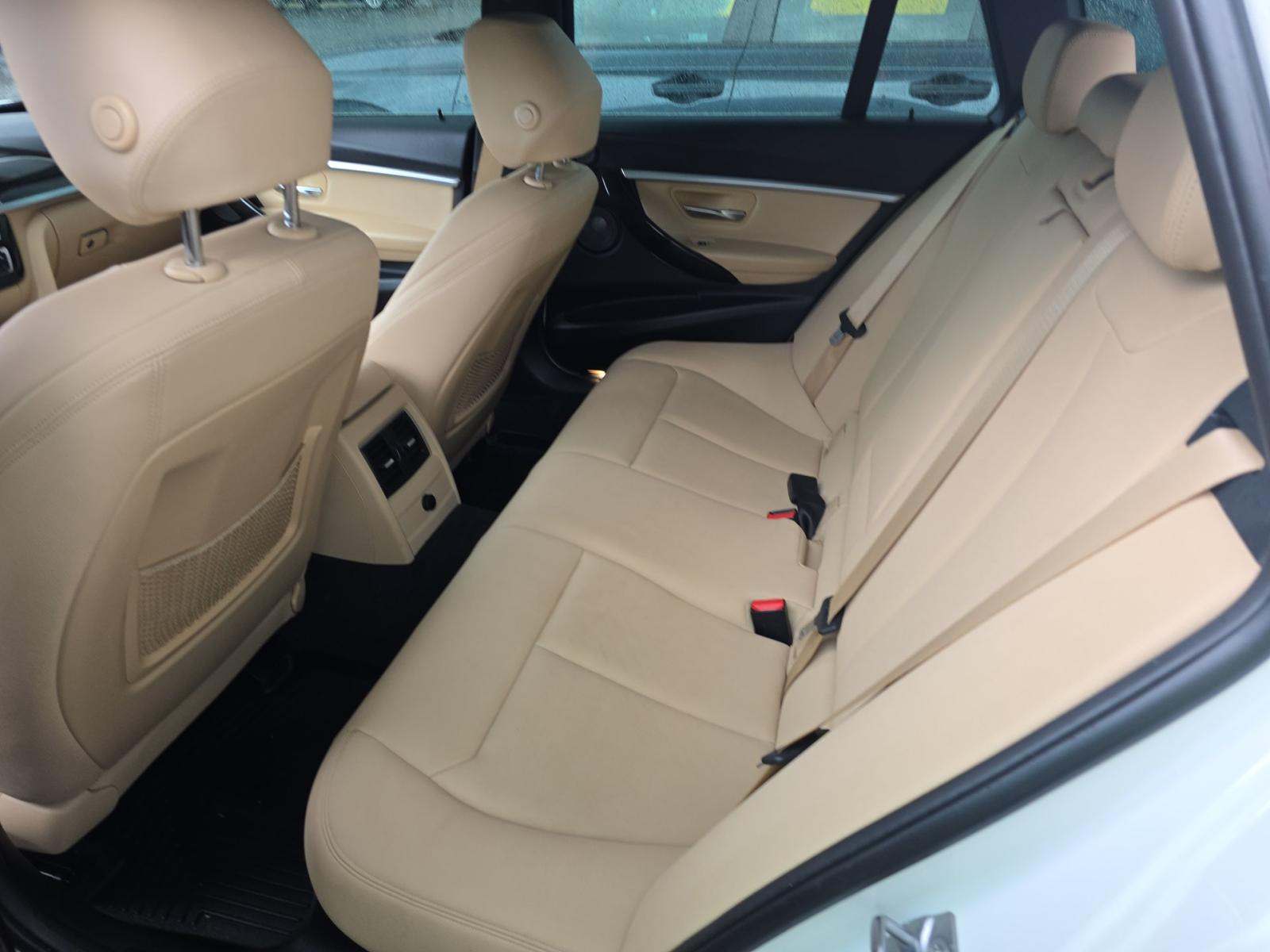 2018 BMW 3 Series 330i xDrive AWD