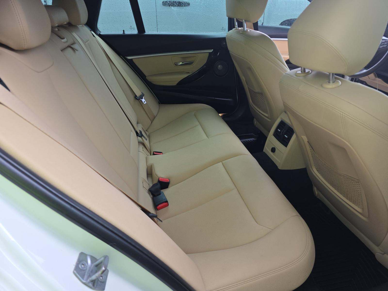 2018 BMW 3 Series 330i xDrive AWD