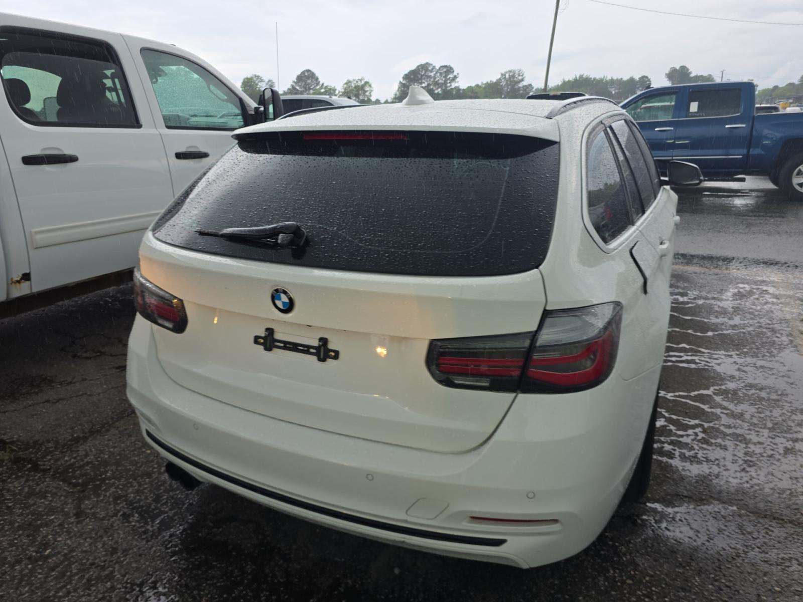 2018 BMW 3 Series 330i xDrive AWD