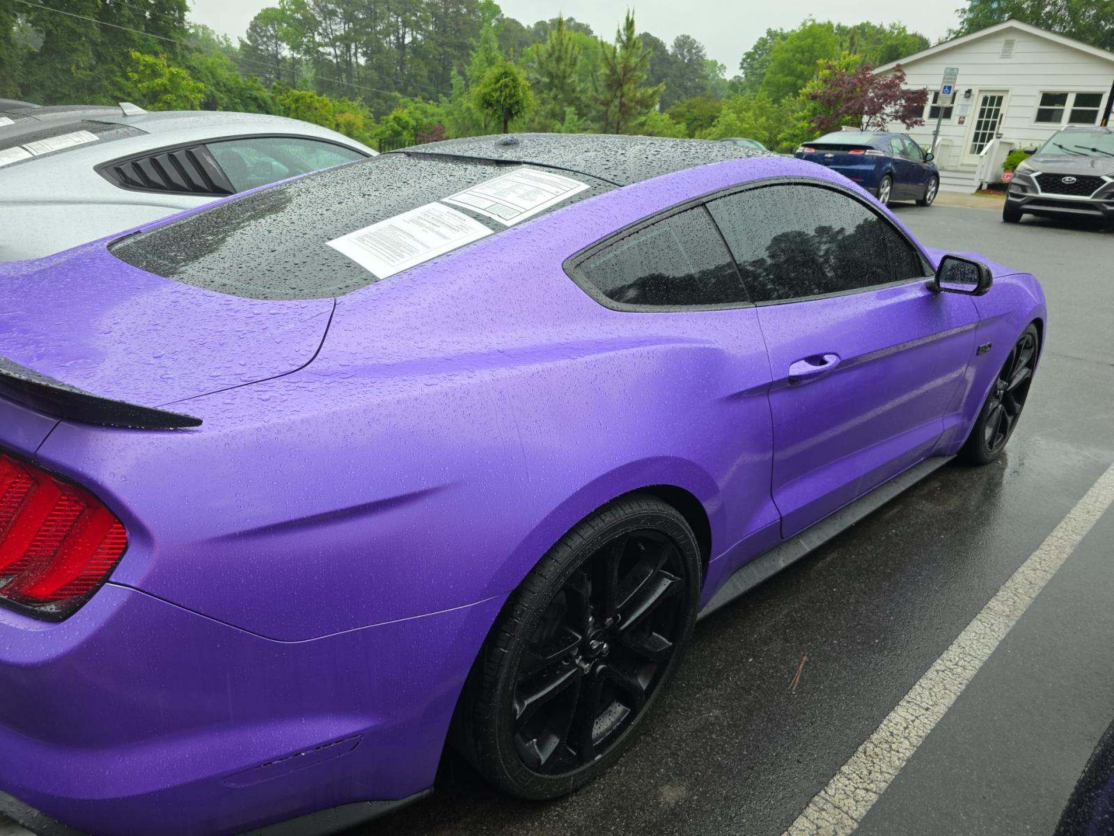 FORD MUSTANG - 4