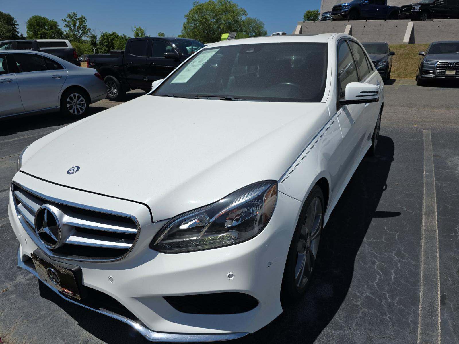 MERCEDES-BENZ E-CLASS - 1