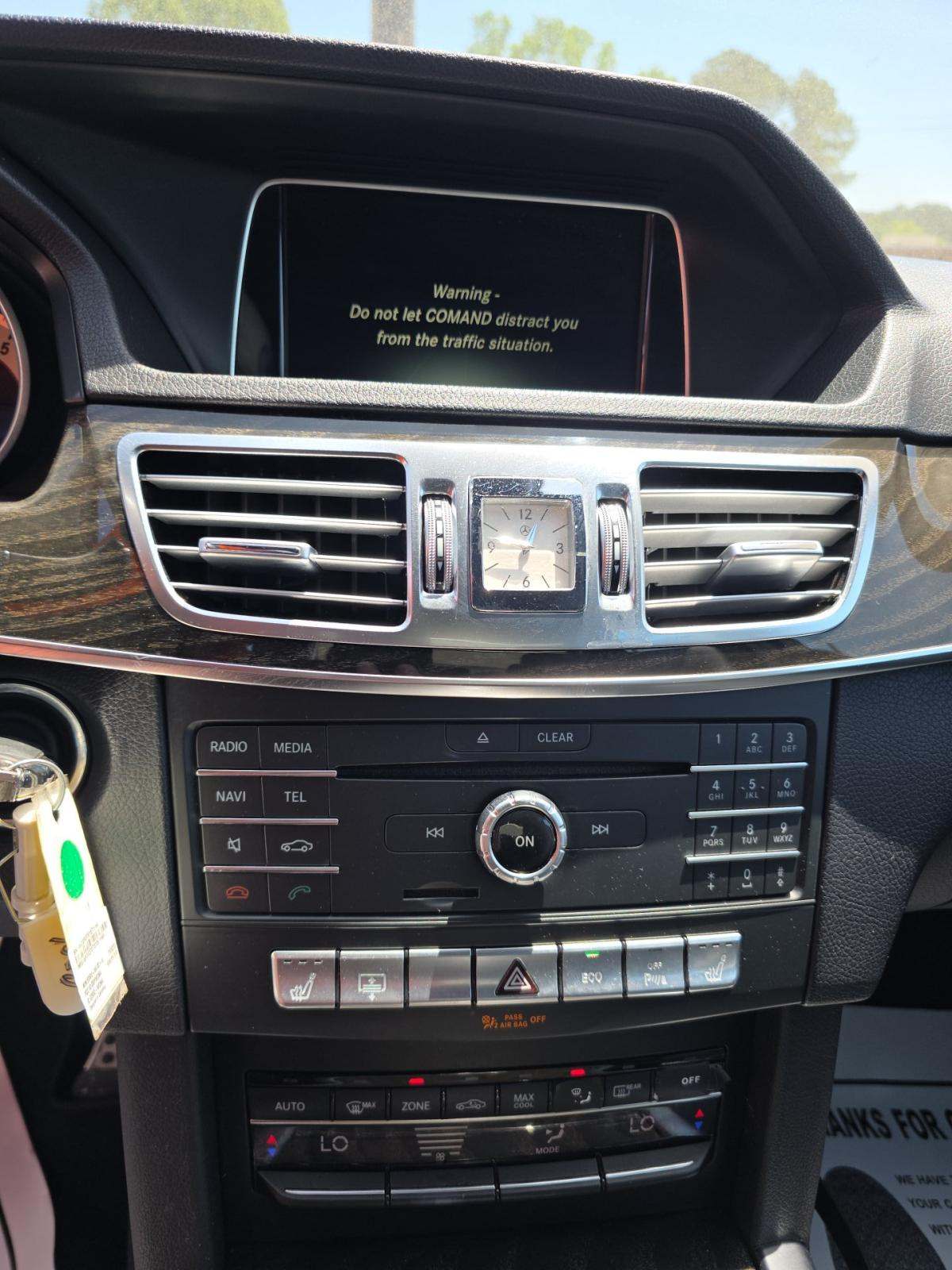 MERCEDES-BENZ E-CLASS - 10