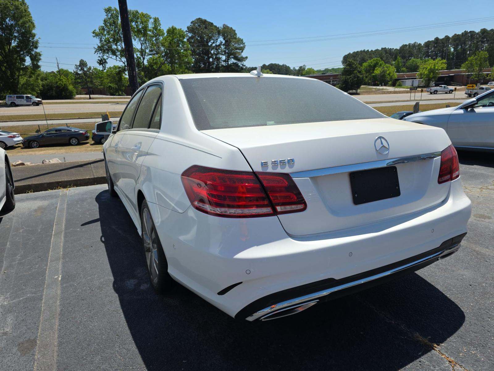 MERCEDES-BENZ E-CLASS - 2