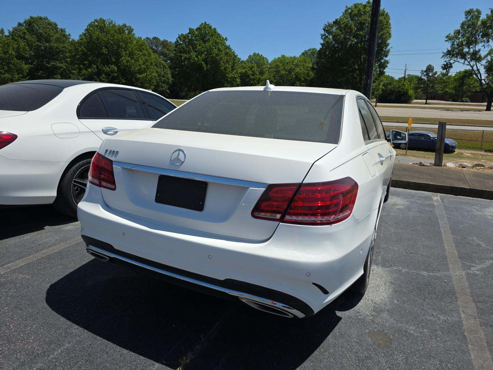 MERCEDES-BENZ E-CLASS - 3