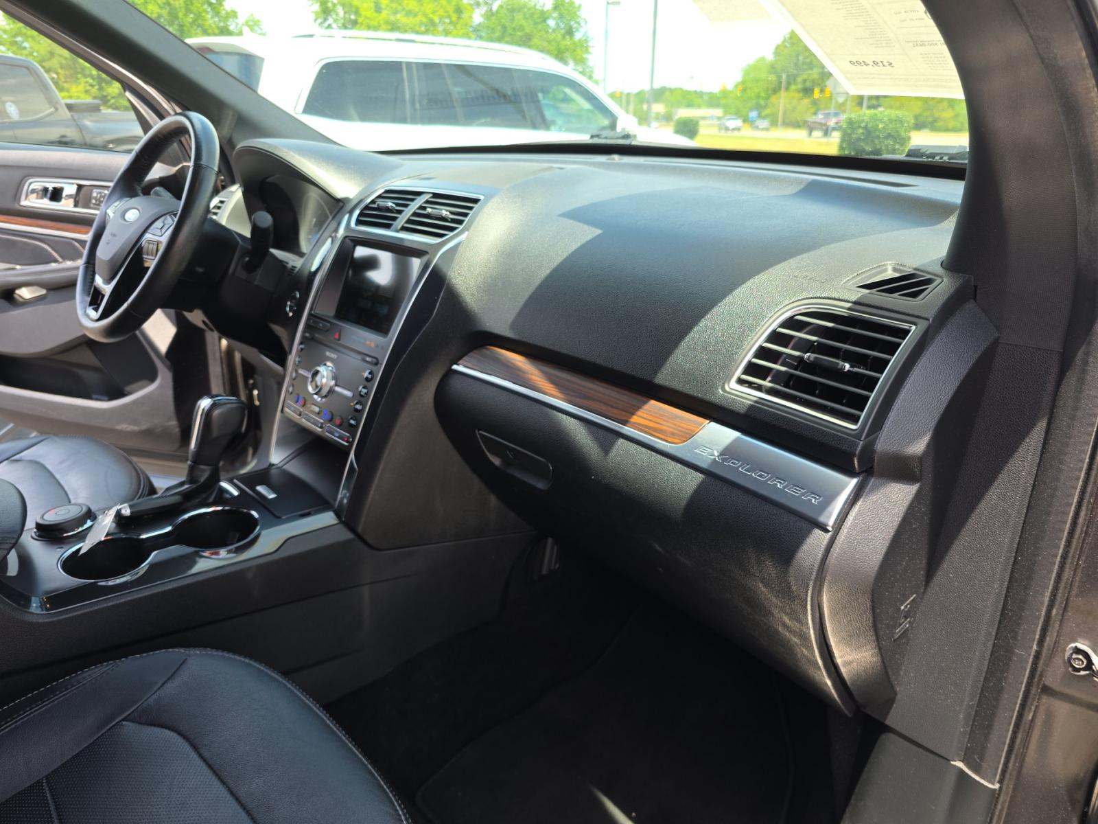 2019 Ford Explorer Limited AWD