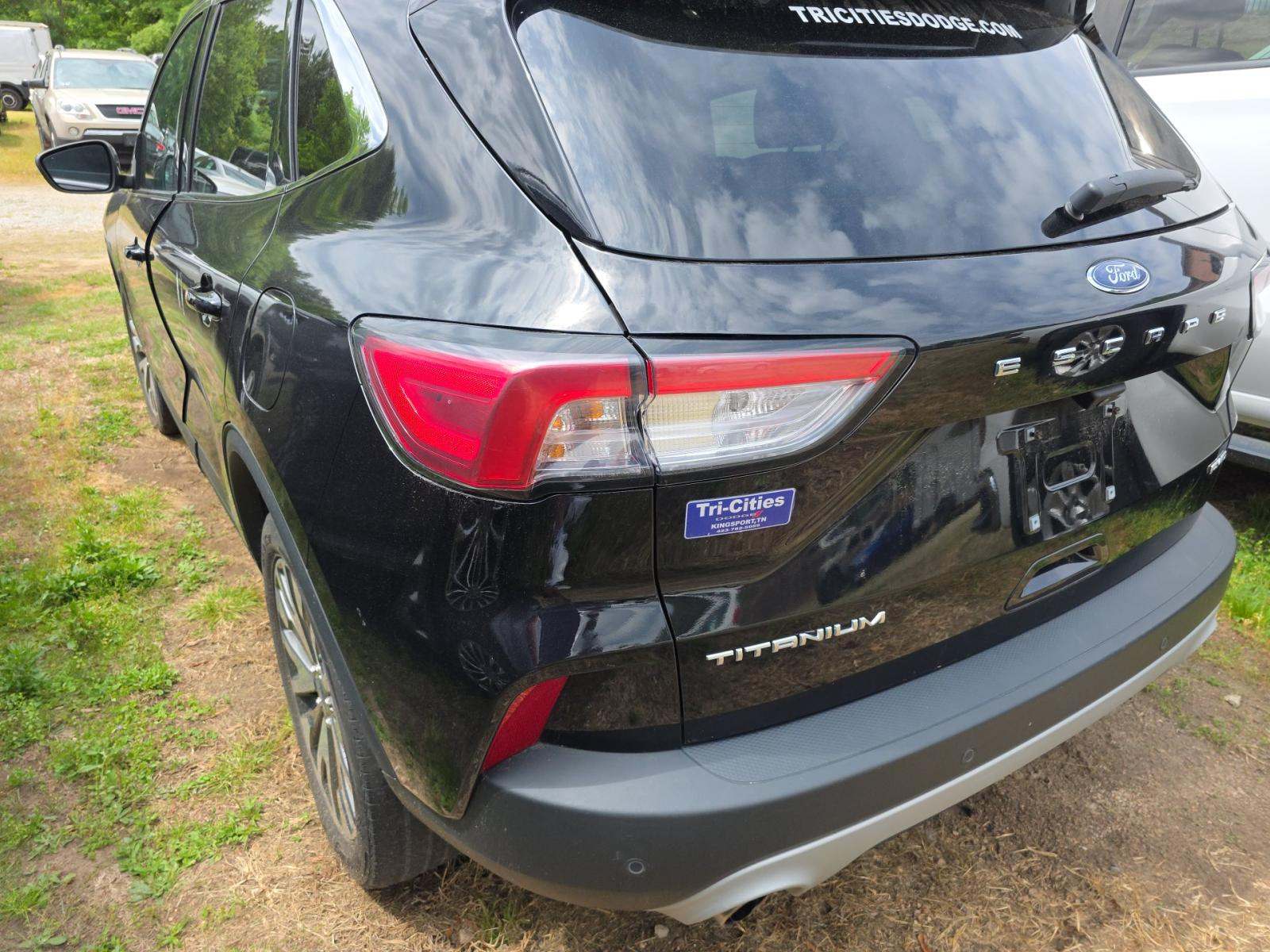 FORD ESCAPE - 2