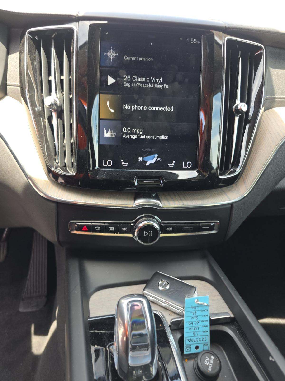 2018 Volvo XC60 Plug-In Hybrid T8 Inscription AWD