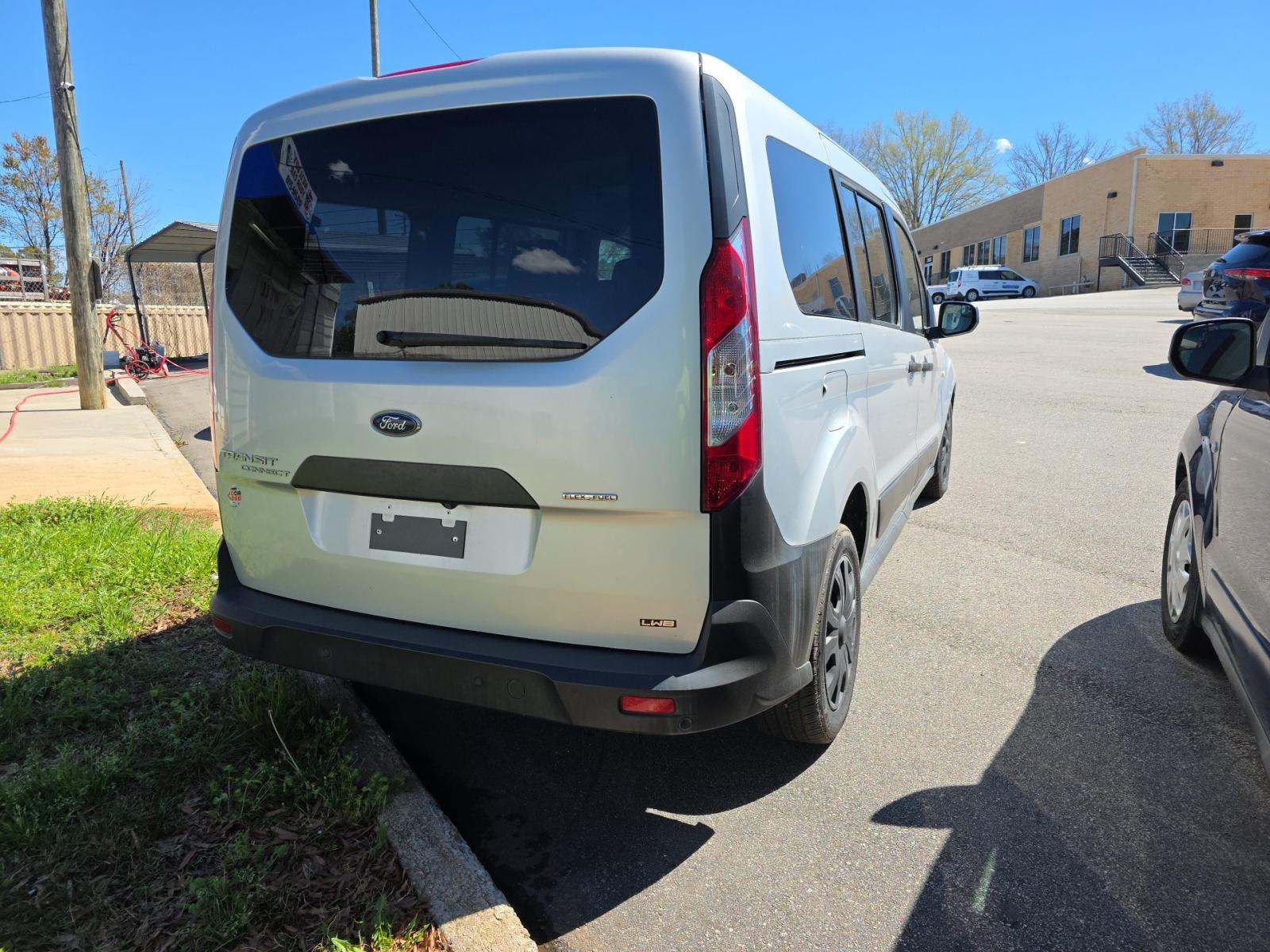 FORD TRANSIT CONNECT - 3