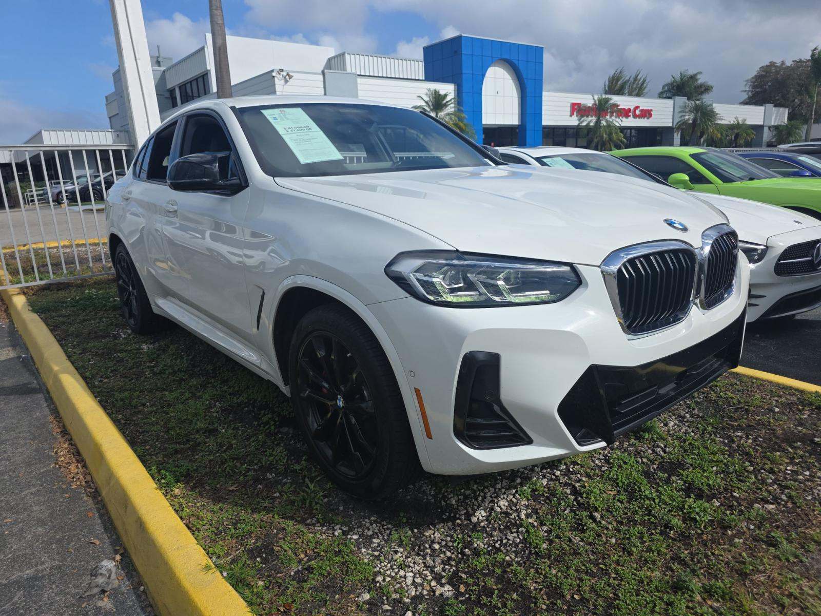 2022 BMW X4 M40i AWD