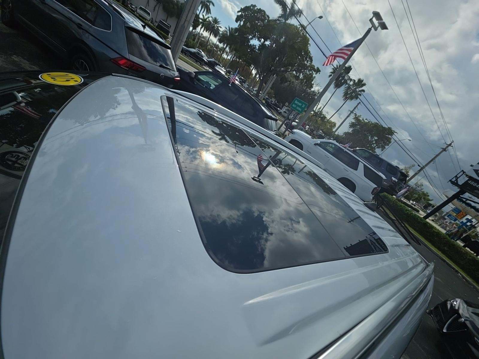 2025 Ford Explorer Platinum AWD