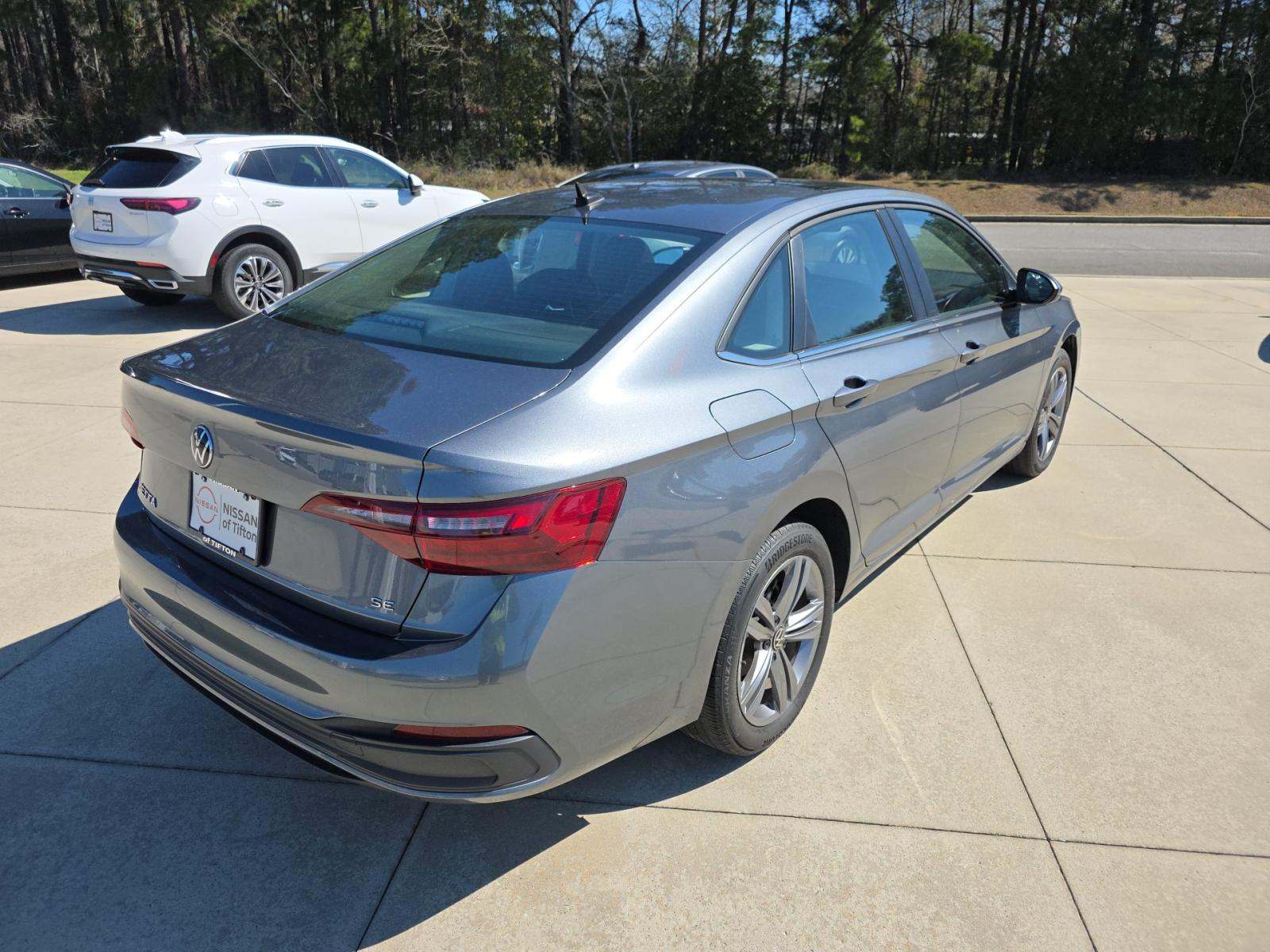 2024 Volkswagen Jetta 1.5T SE FWD