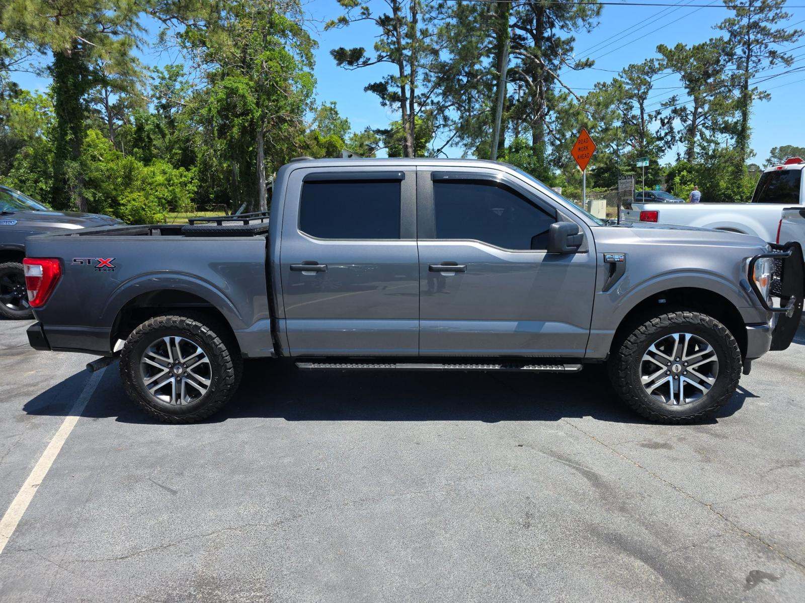 FORD F-150 - 4