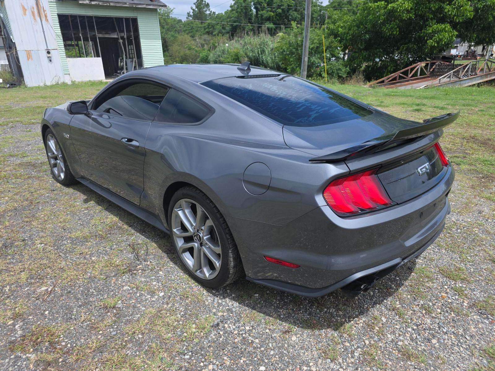 FORD MUSTANG - 2