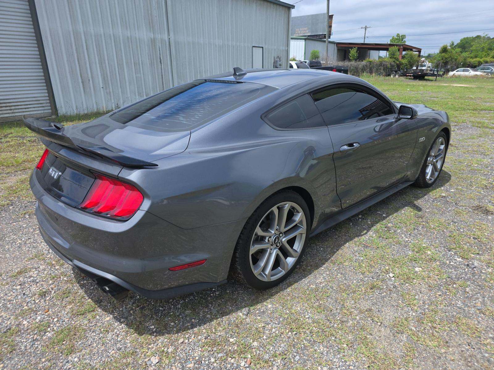 FORD MUSTANG - 3