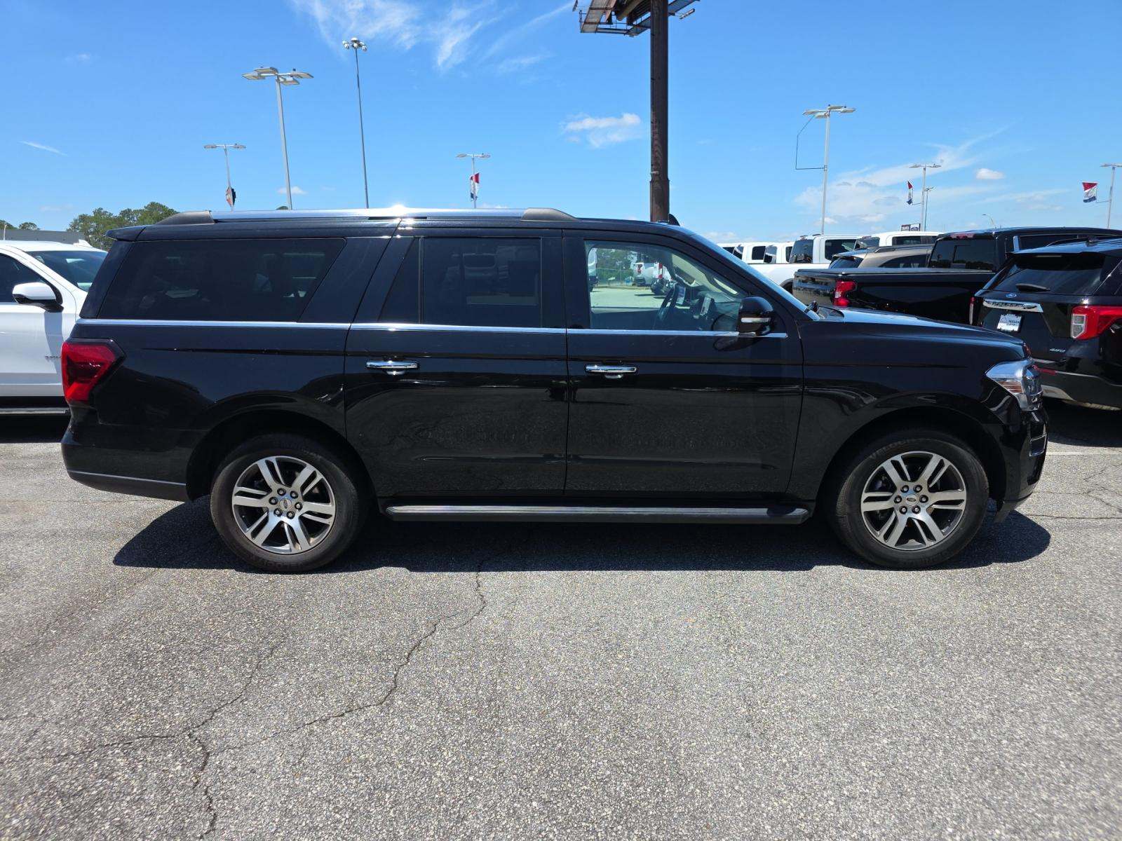 FORD EXPEDITION MAX - 4