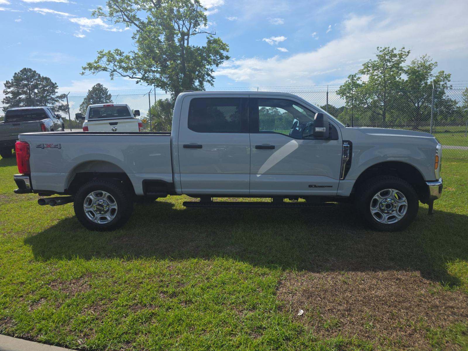 FORD F-250 - 4