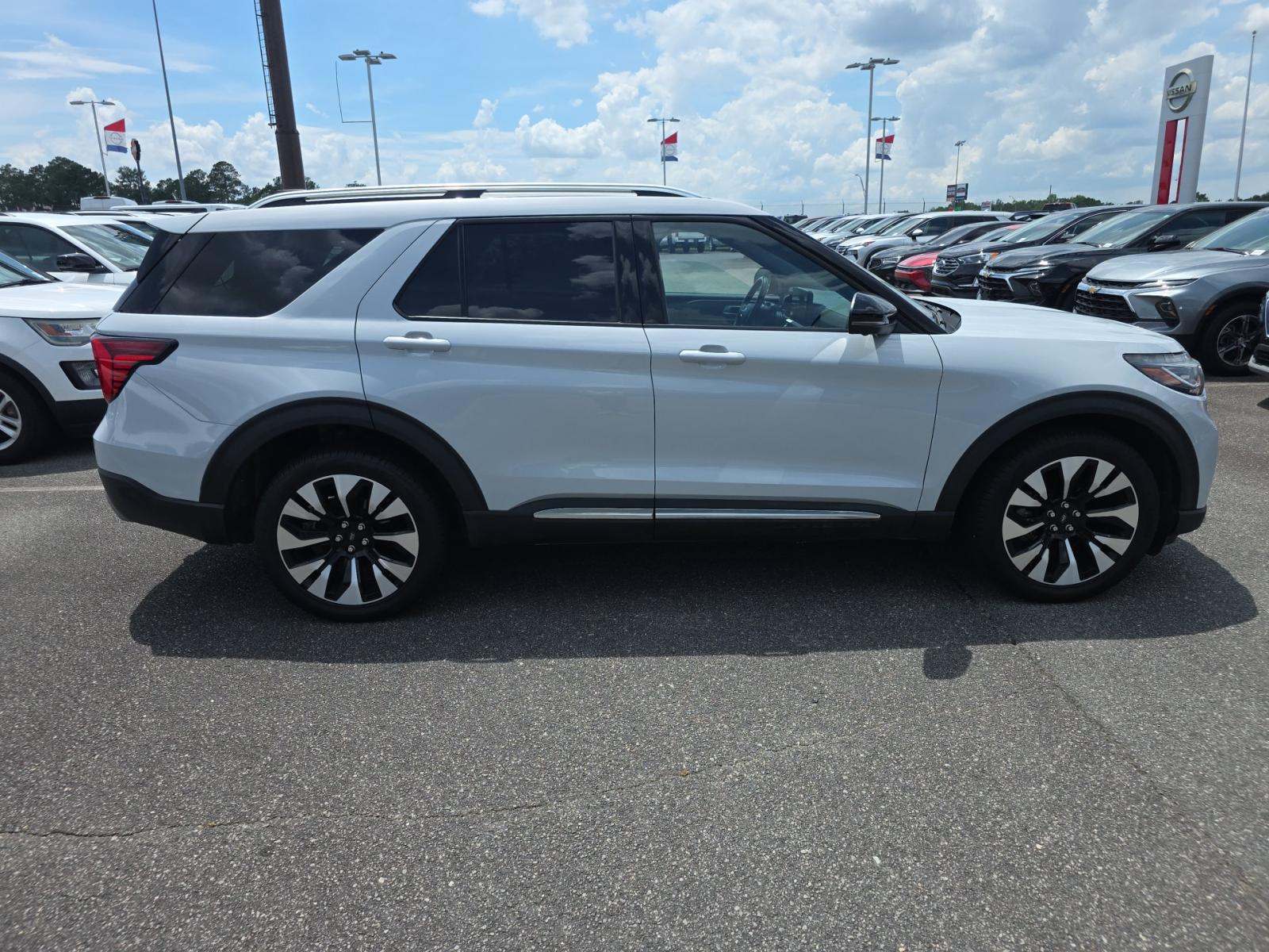 FORD EXPLORER - 4