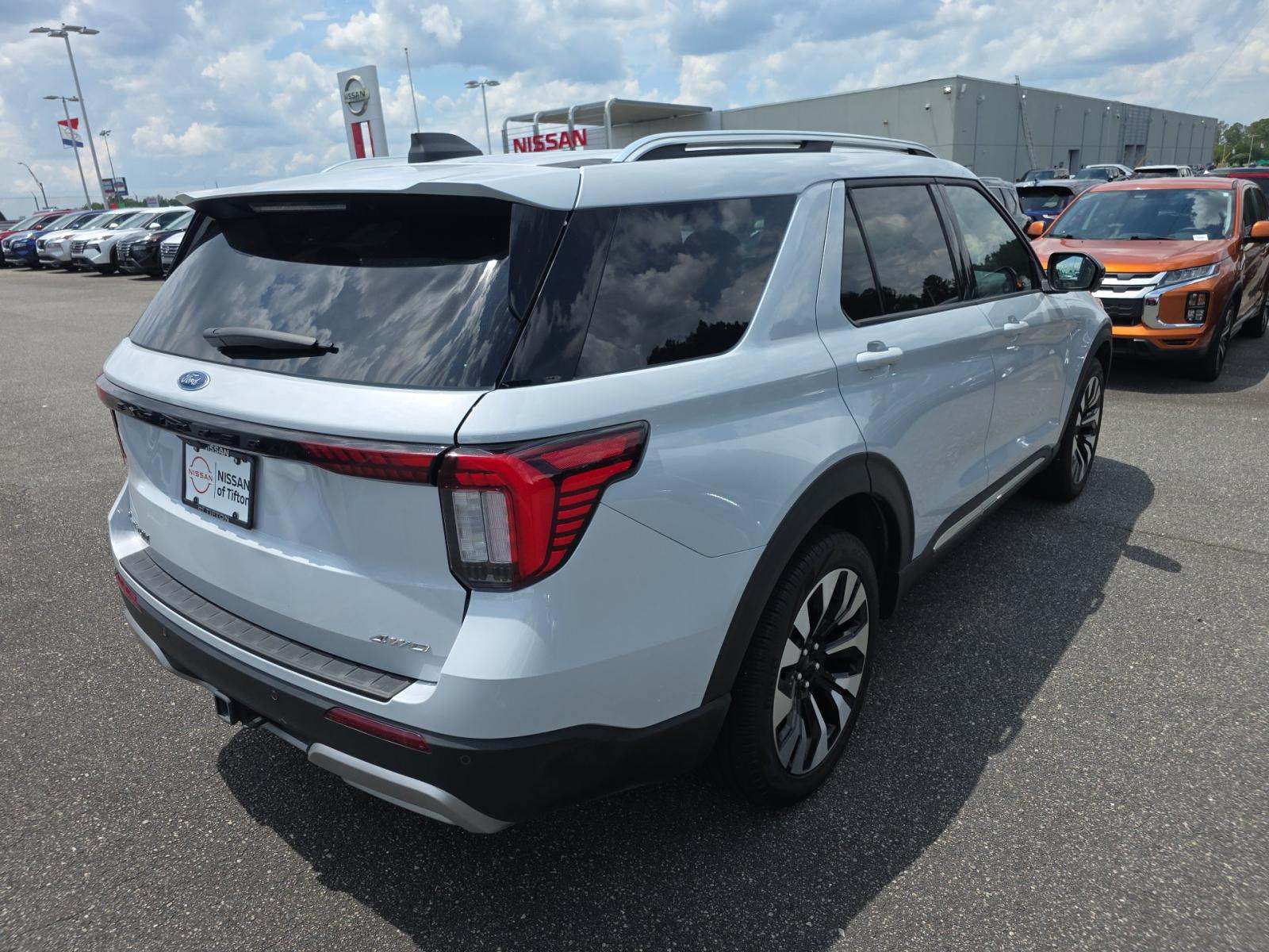 FORD EXPLORER - 3
