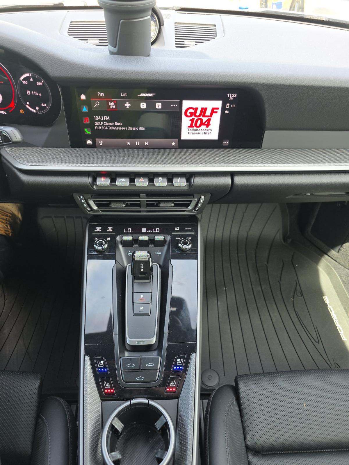 PORSCHE 911 - 10