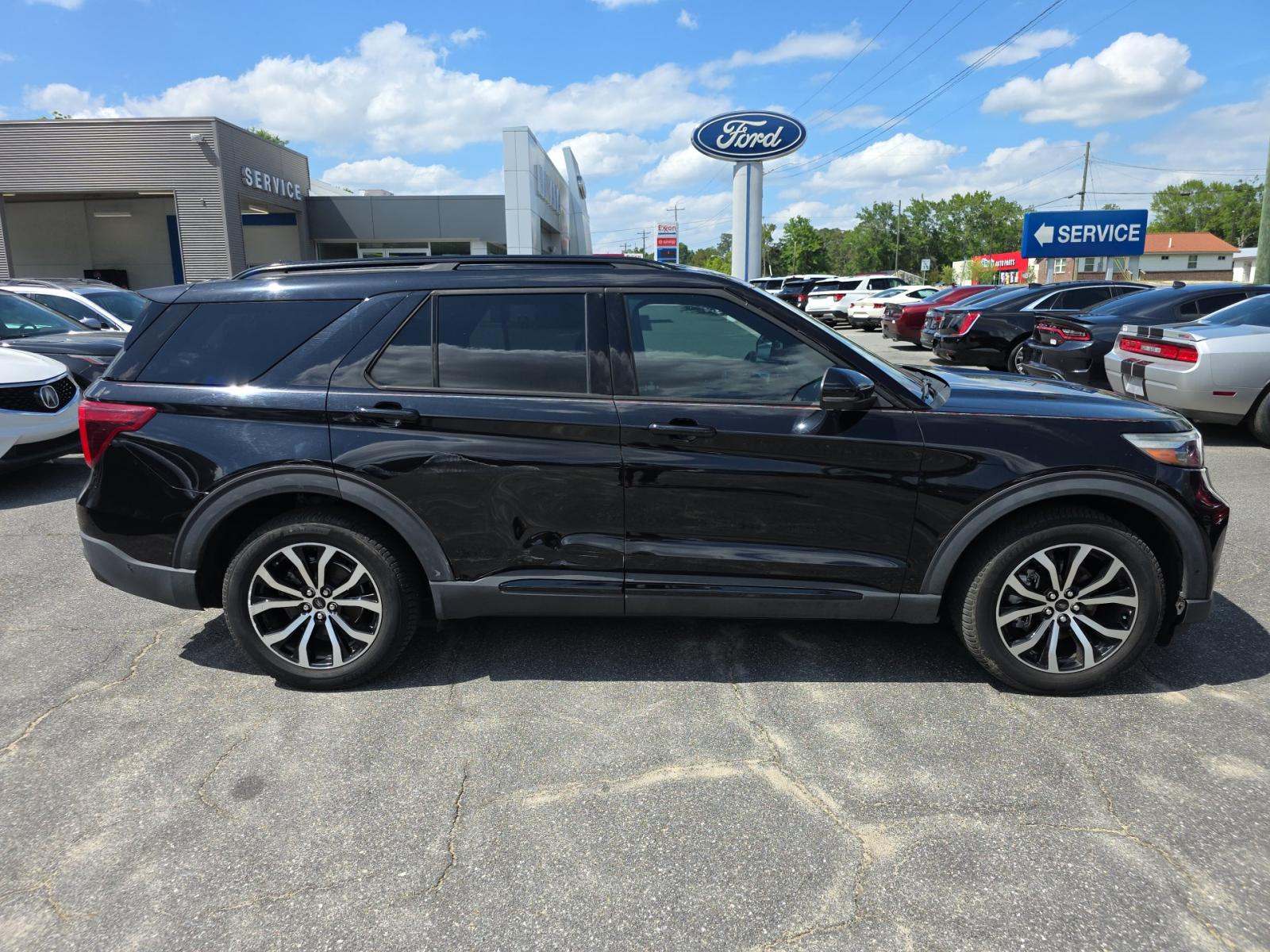 FORD EXPLORER - 4
