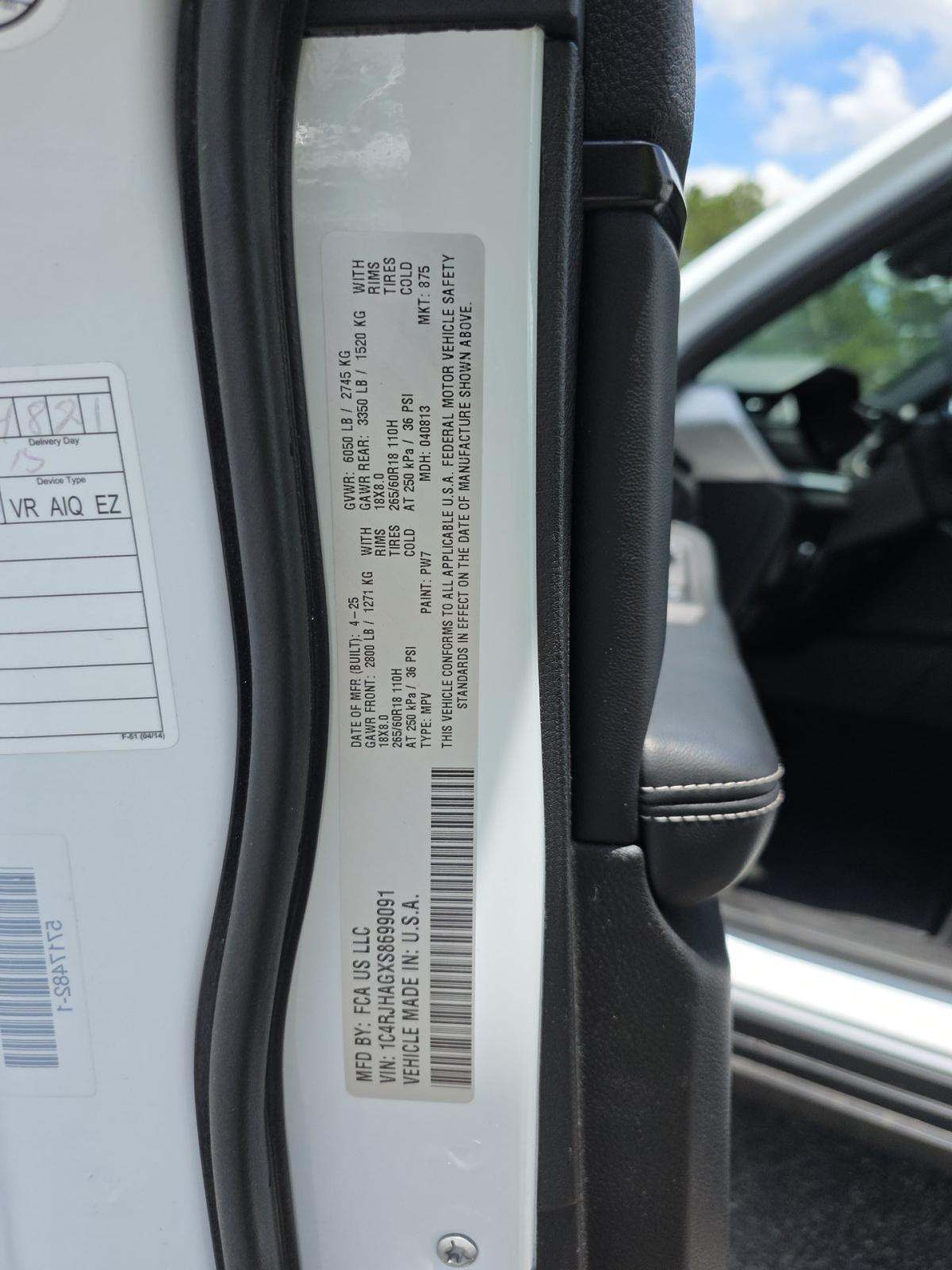 2025 Jeep Grand Cherokee Altitude AWD
