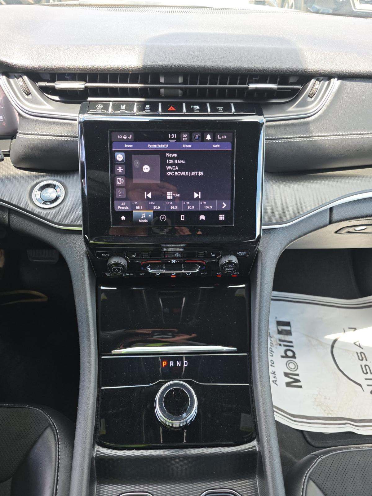 2025 Jeep Grand Cherokee Altitude AWD