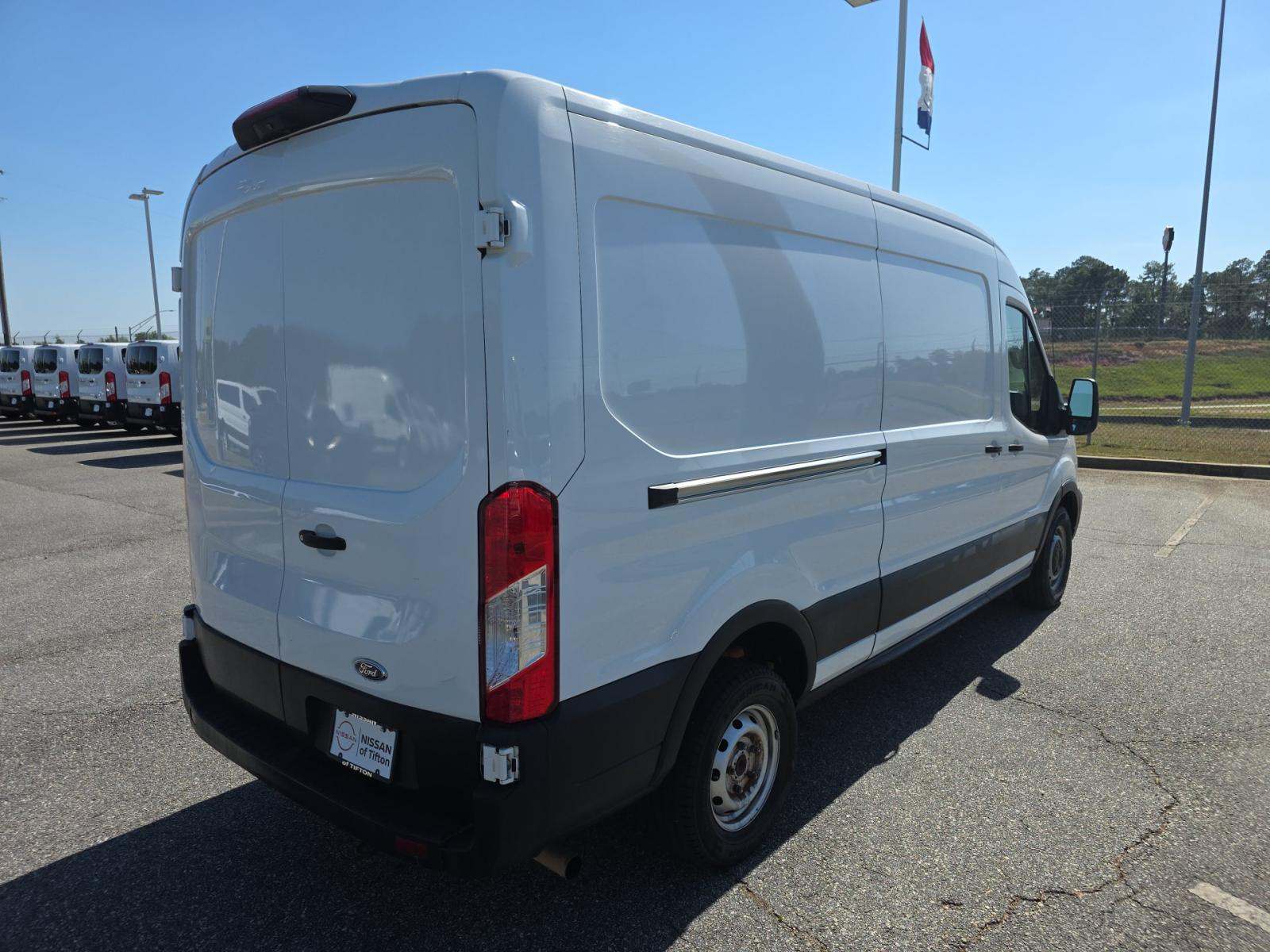 FORD TRANSIT 250 - 3