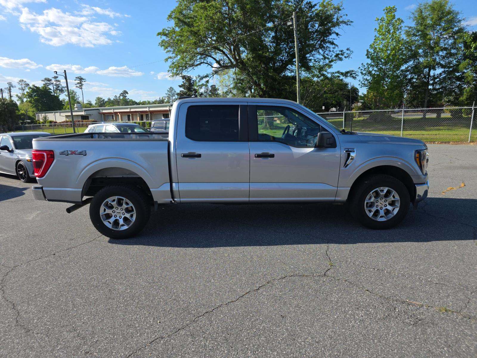FORD F-150 - 4