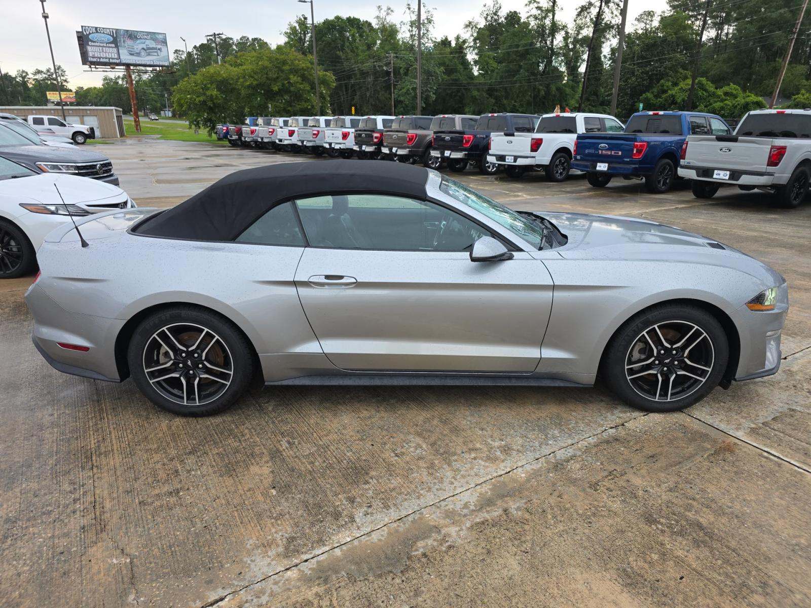 2020 Ford Mustang EcoBoost Premium RWD