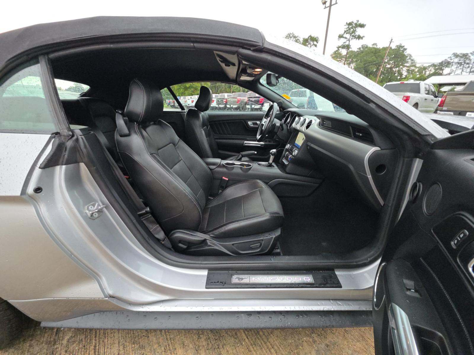 2020 Ford Mustang EcoBoost Premium RWD