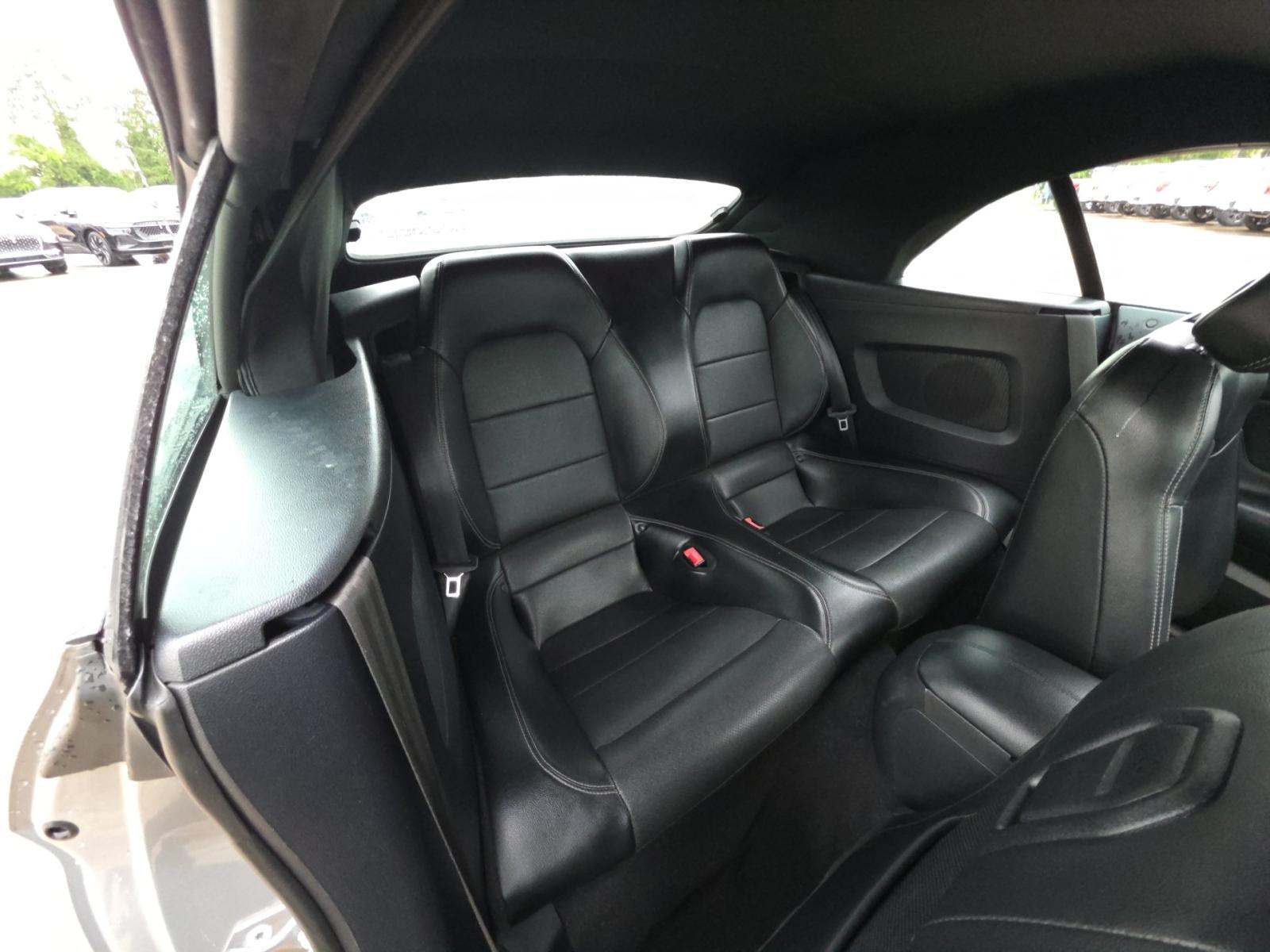 2020 Ford Mustang EcoBoost Premium RWD