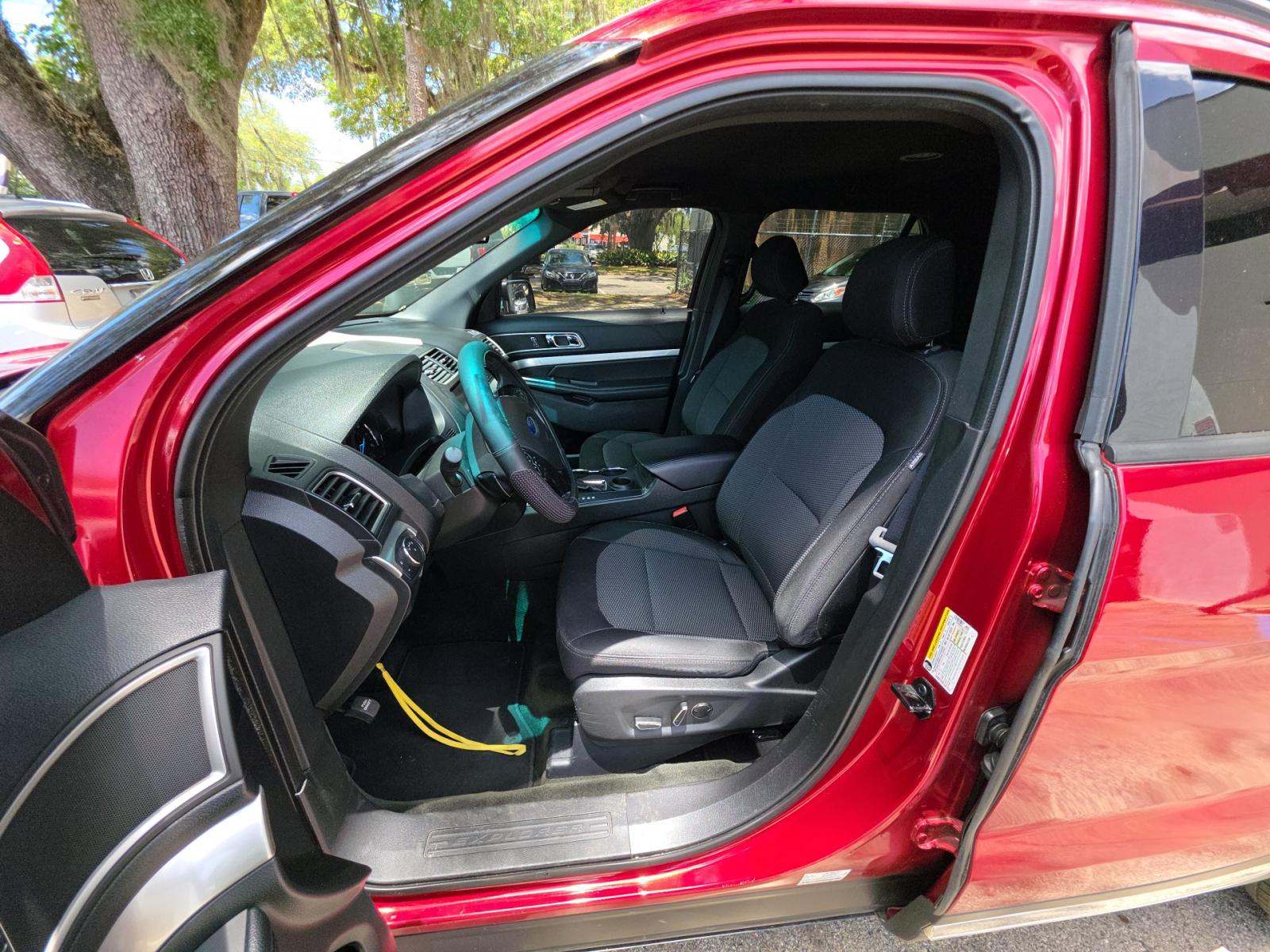 FORD EXPLORER - 6