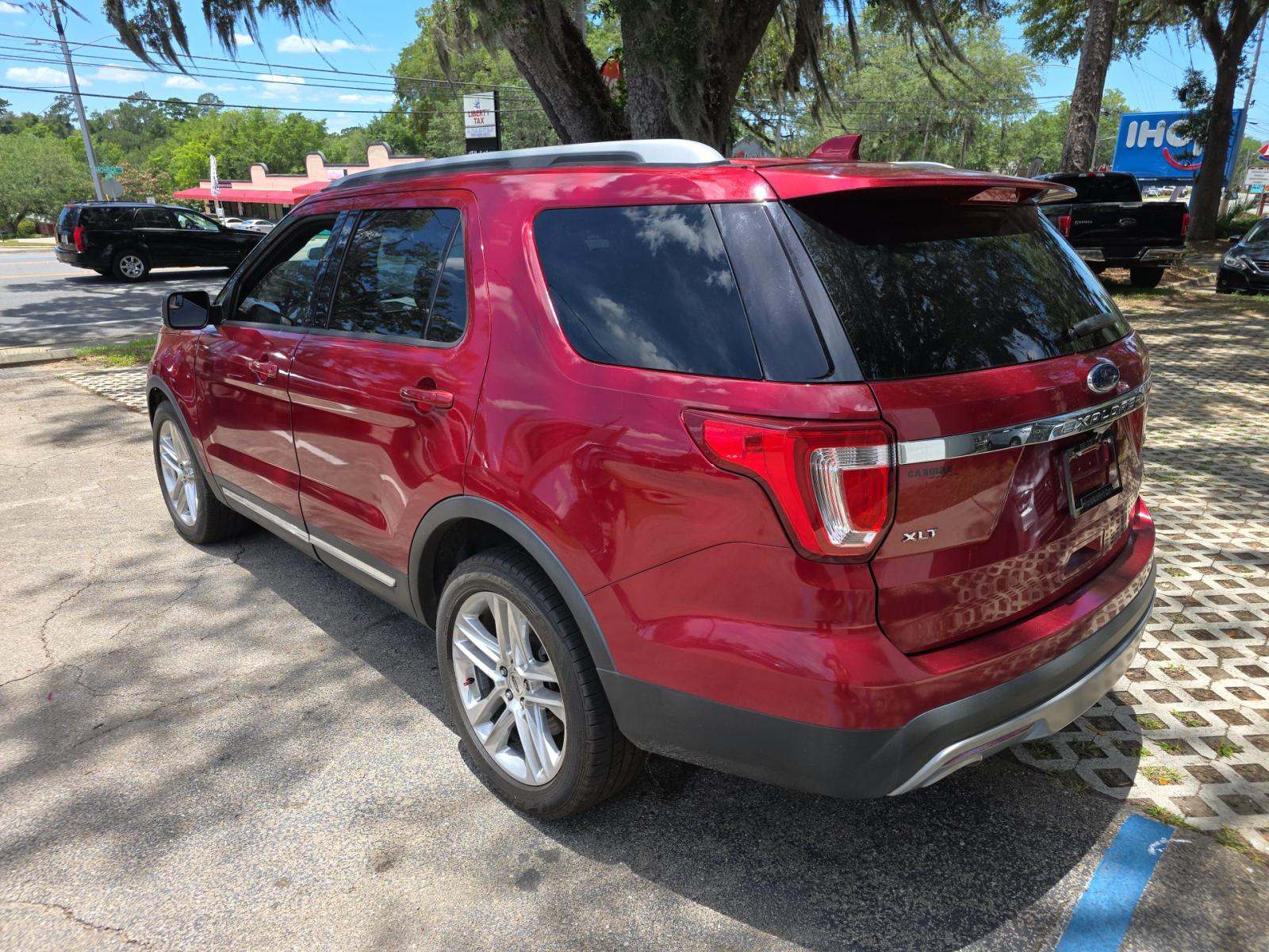 FORD EXPLORER - 2
