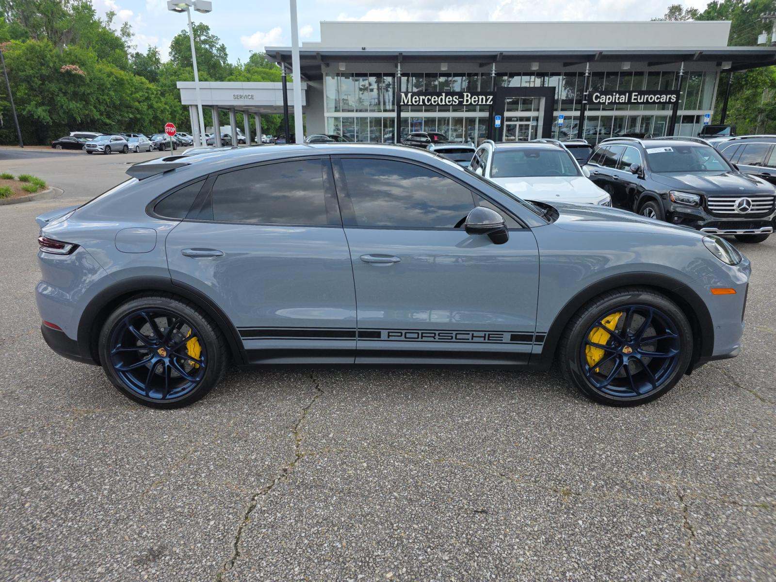 PORSCHE CAYENNE - 4