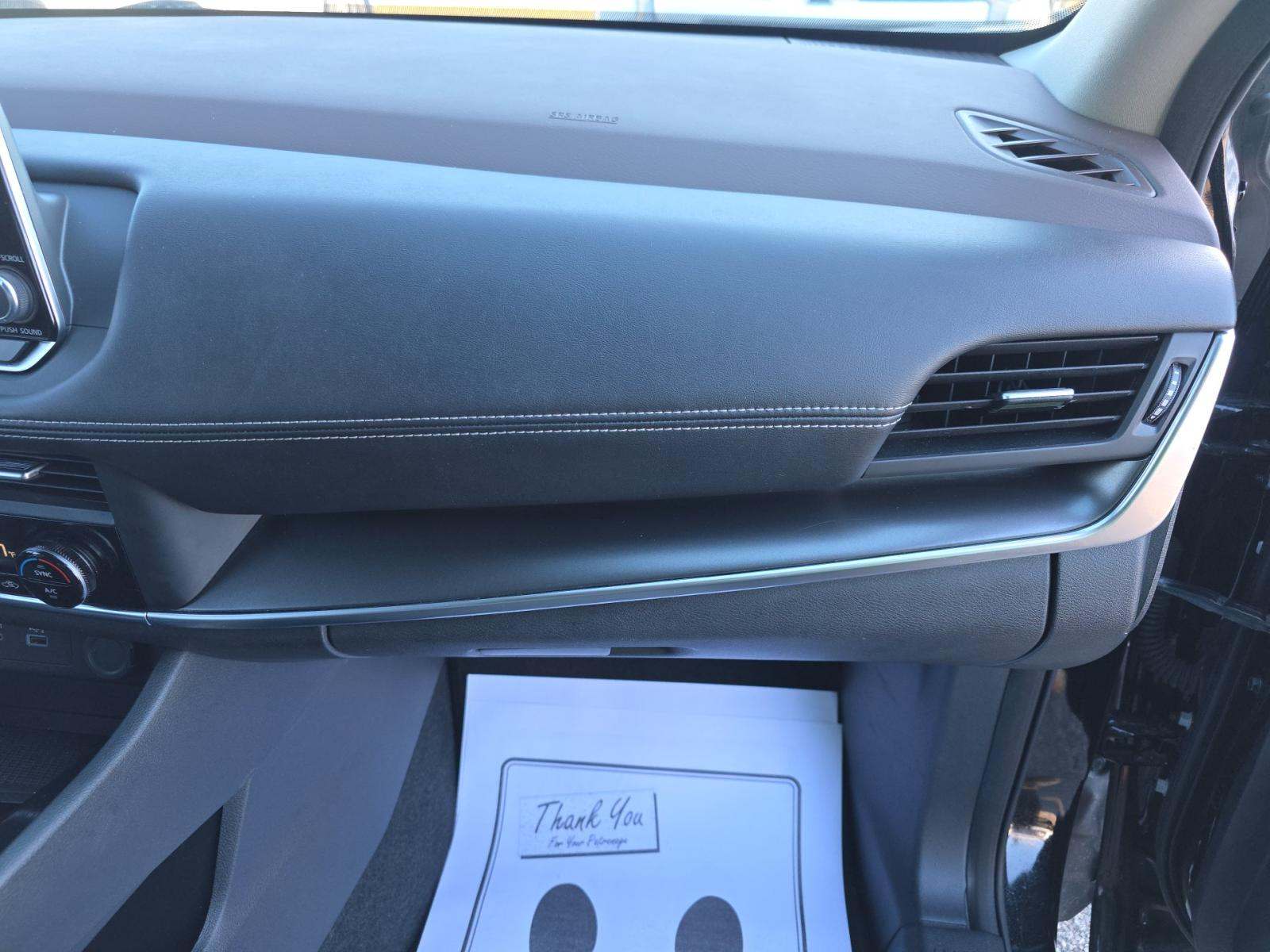 2023 Nissan Rogue SV FWD