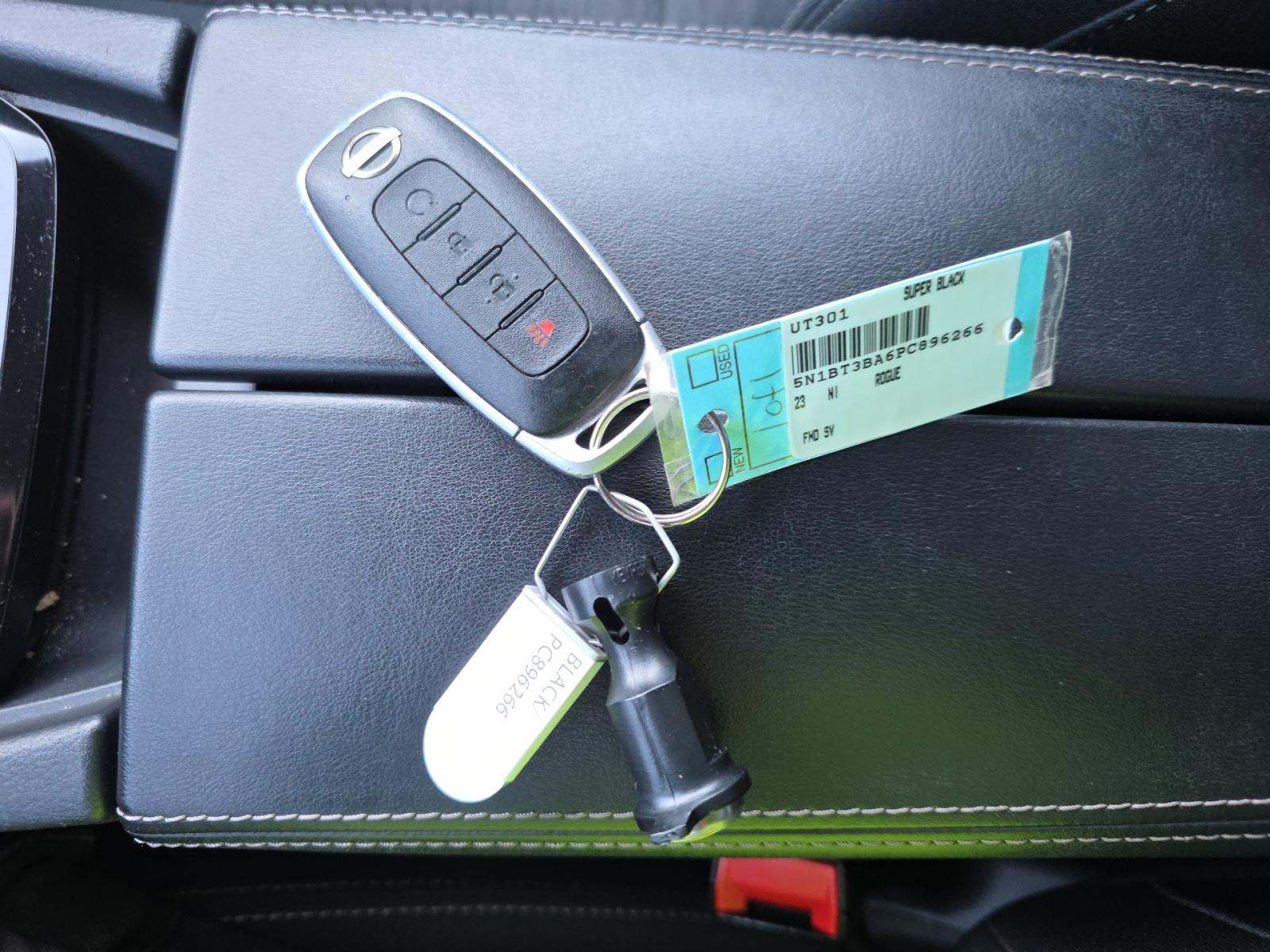 2023 Nissan Rogue SV FWD