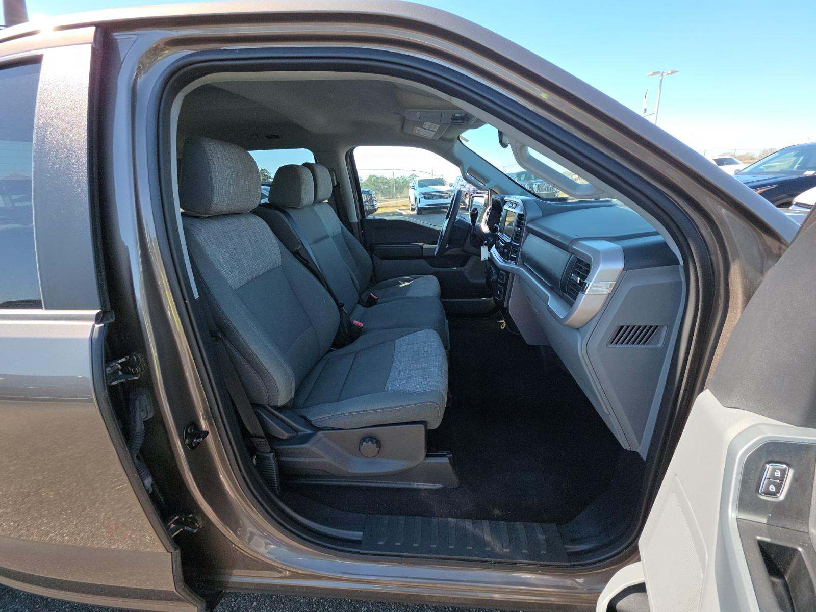 2023 Ford F-150 XLT RWD