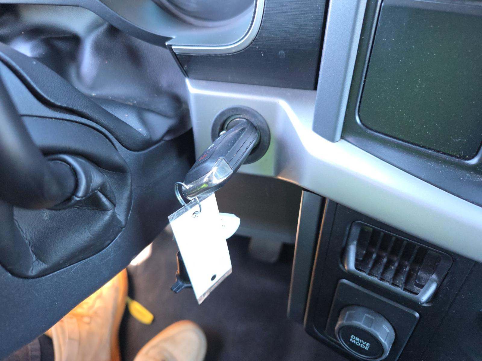 2023 Ford F-150 XLT RWD