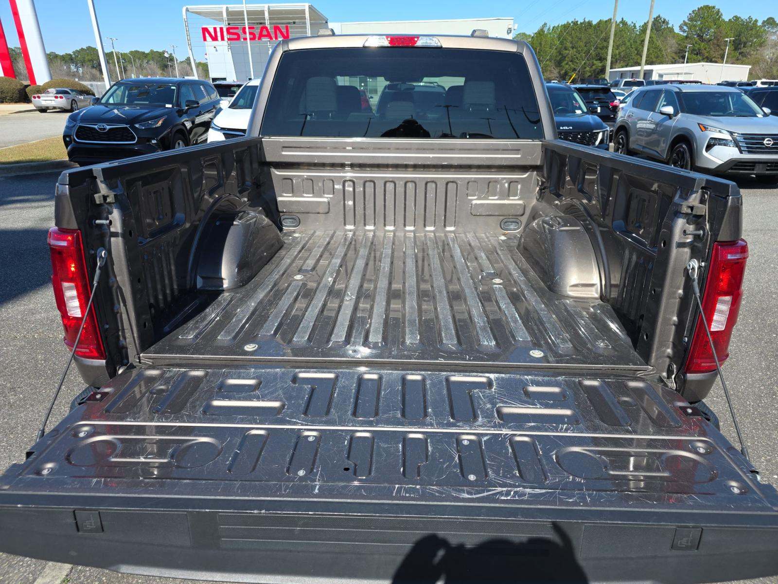 2023 Ford F-150 XLT RWD