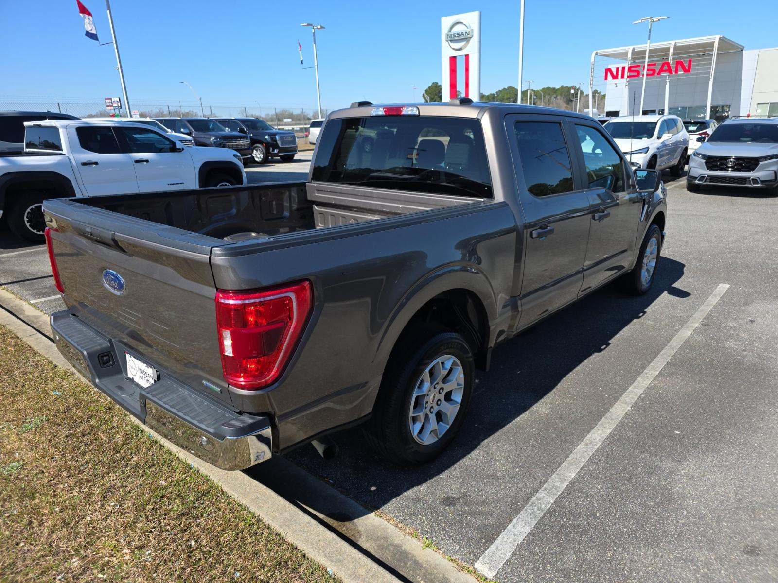 2023 Ford F-150 XLT RWD