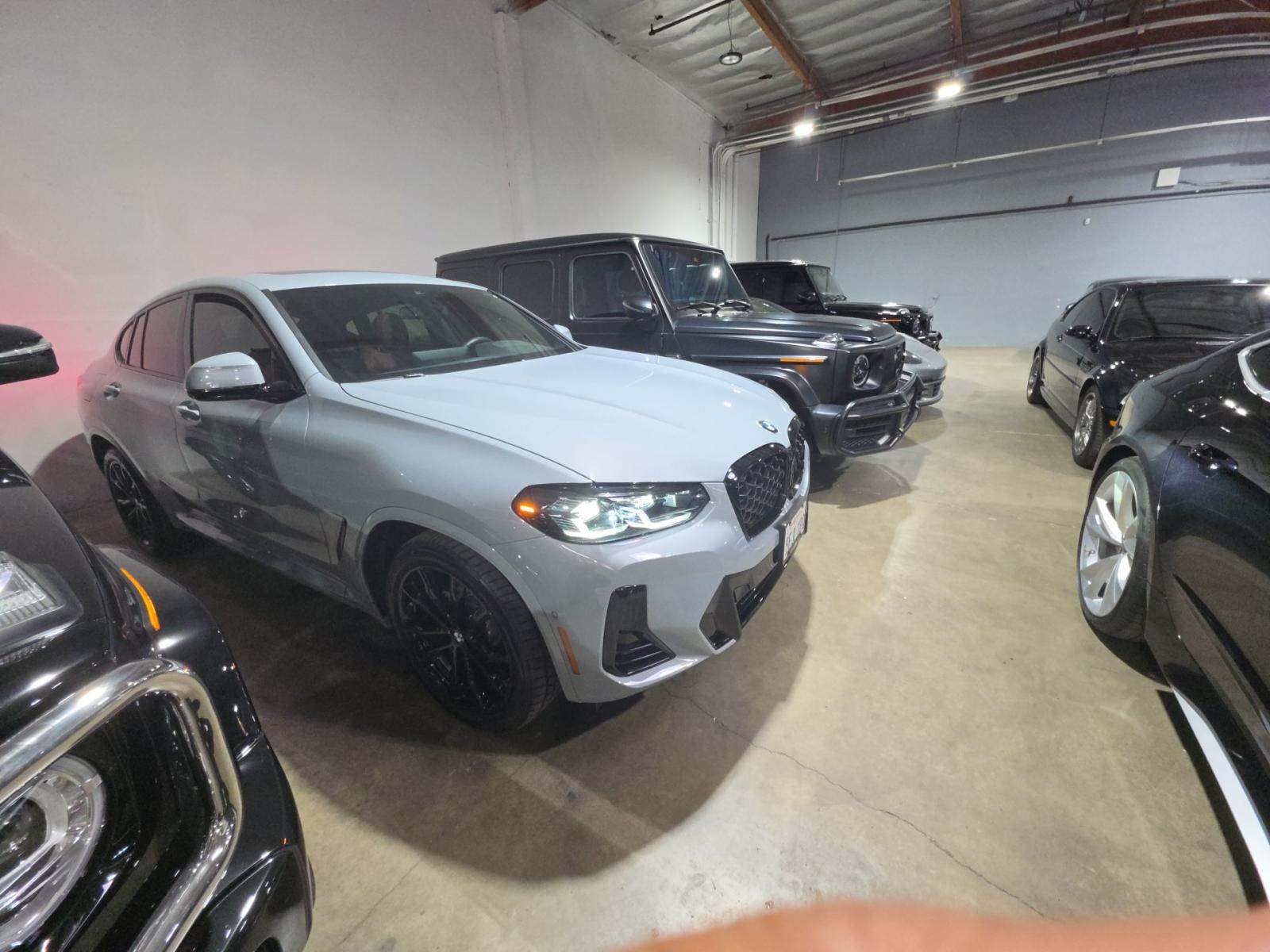 2023 BMW X4 xDrive30i AWD