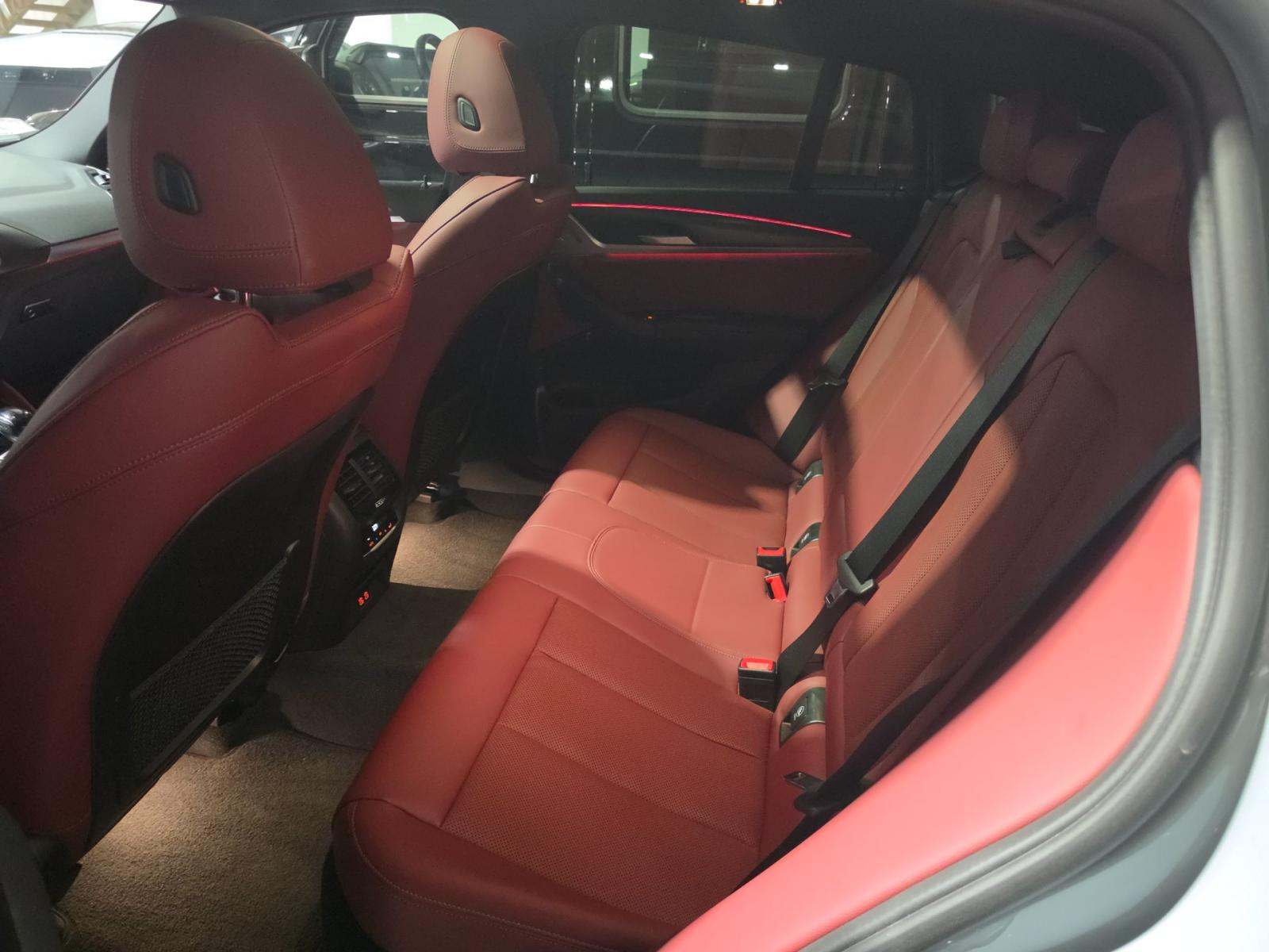 2023 BMW X4 xDrive30i AWD