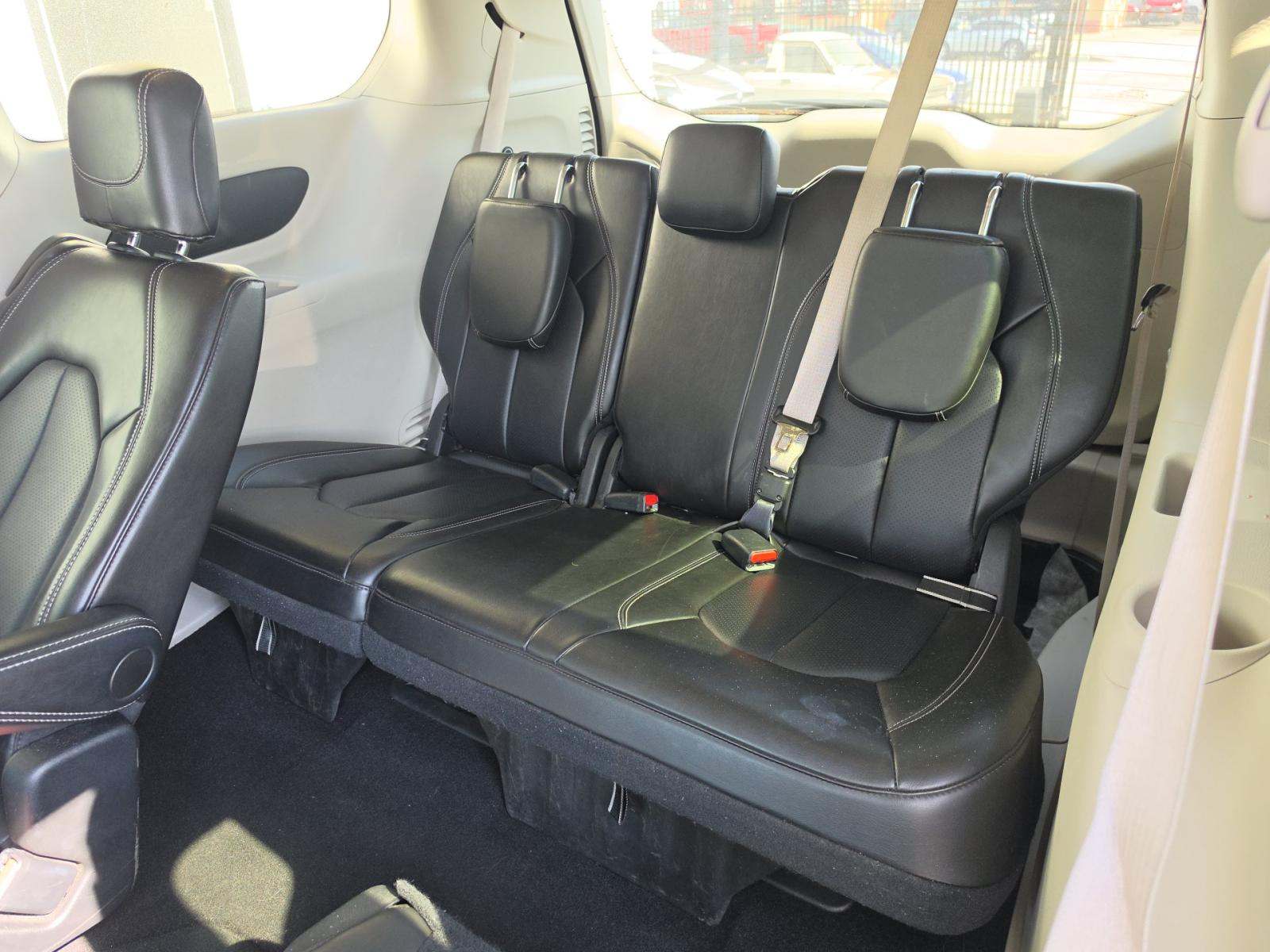 2024 Chrysler Pacifica Touring L FWD