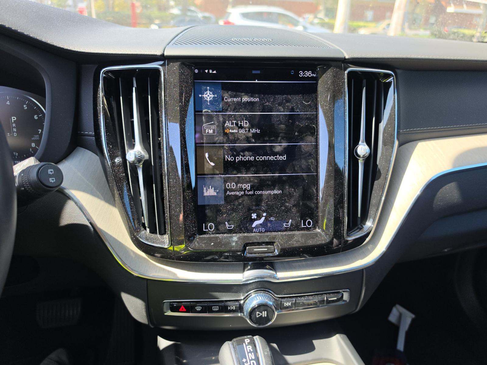 2021 Volvo XC60 T5 Inscription FWD