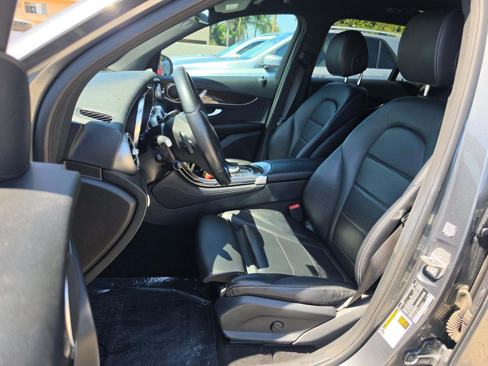 2018 Mercedes-Benz GLC GLC 300 RWD