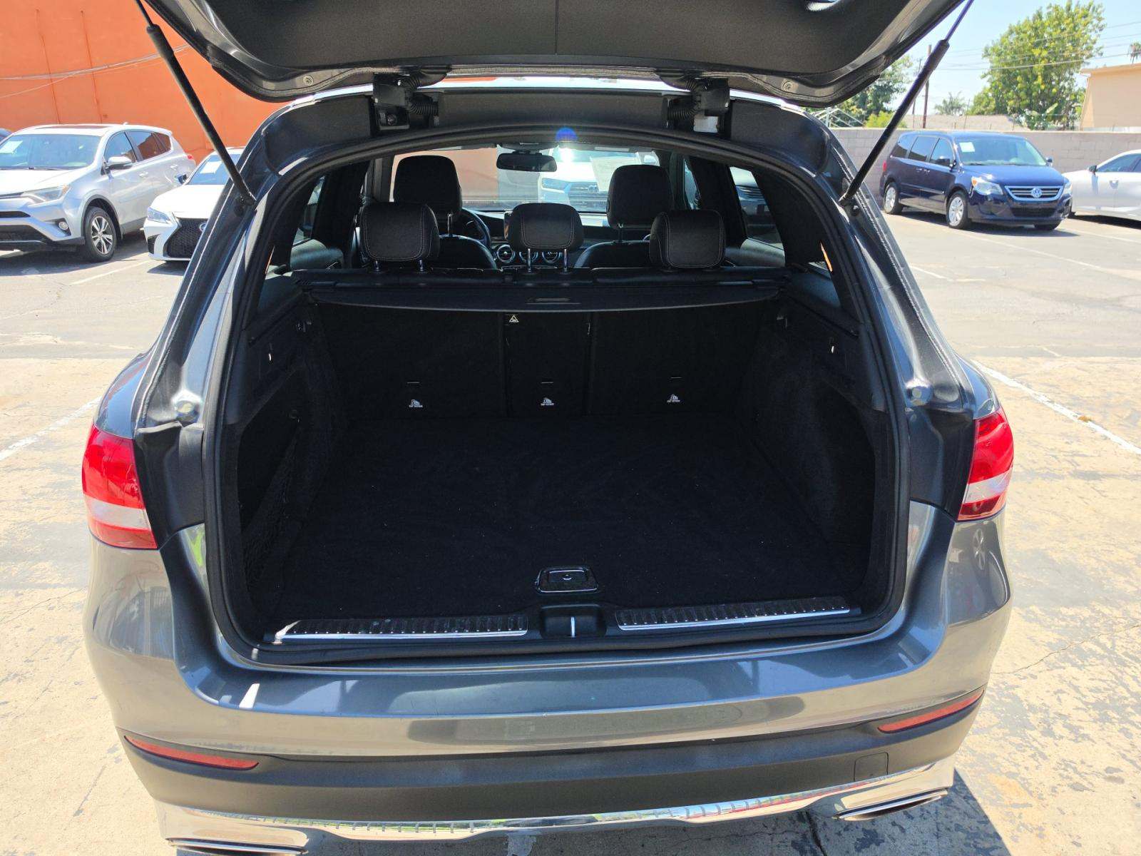 2018 Mercedes-Benz GLC GLC 300 RWD