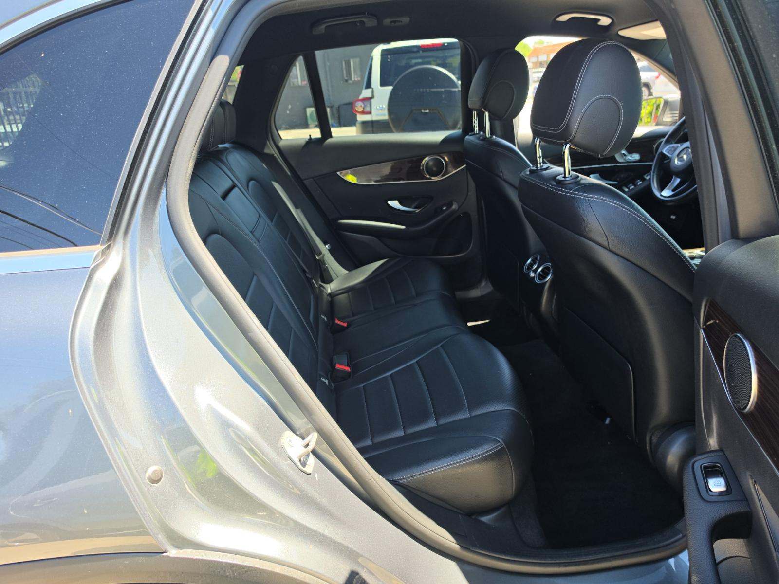 2018 Mercedes-Benz GLC GLC 300 RWD