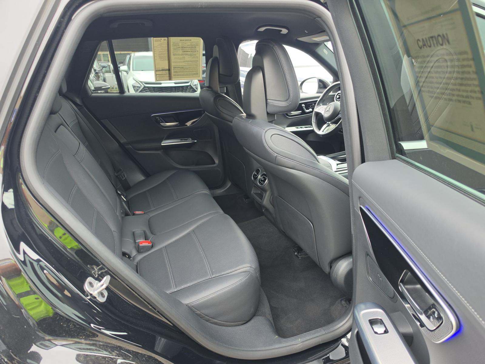 2024 Mercedes-Benz GLC GLC 300 RWD