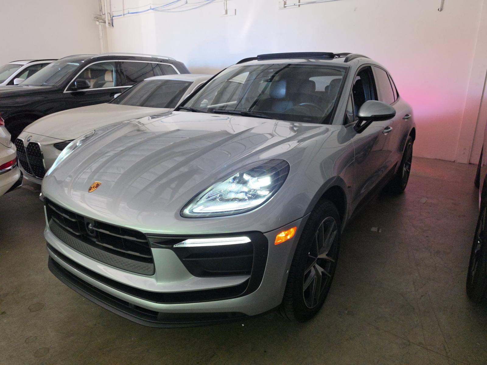 2024 Porsche Macan Base AWD